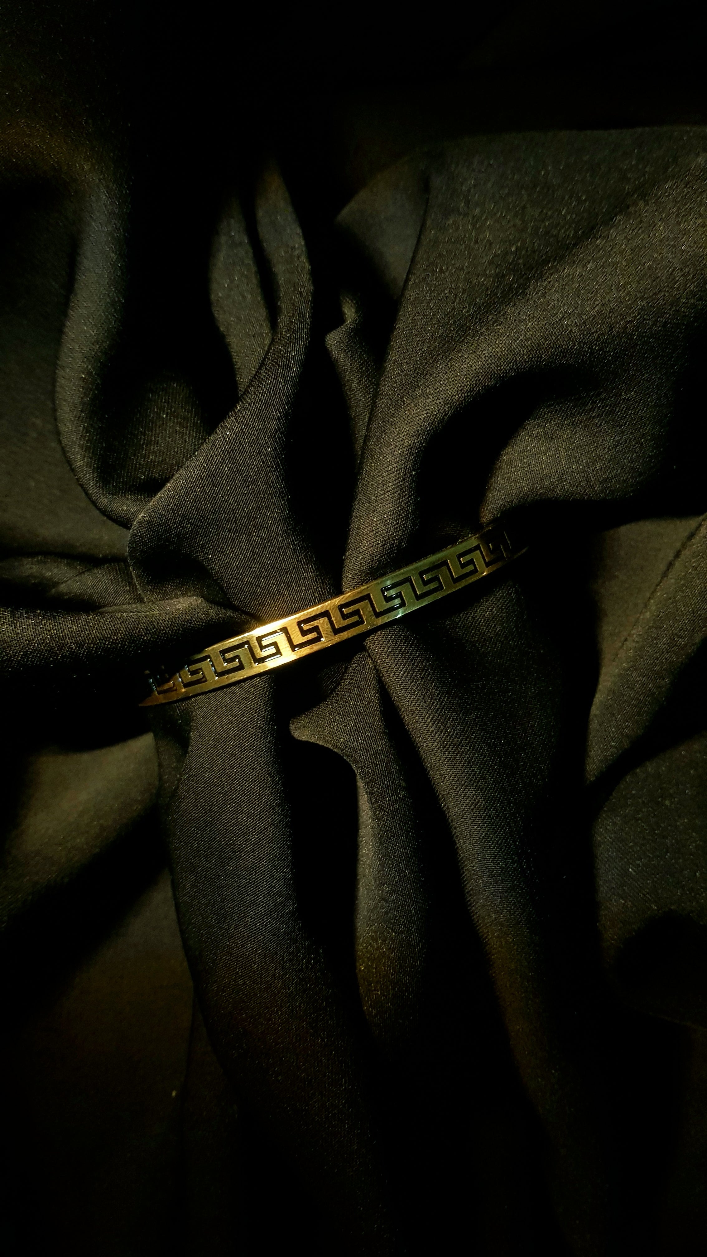 Noir Greco Cuff