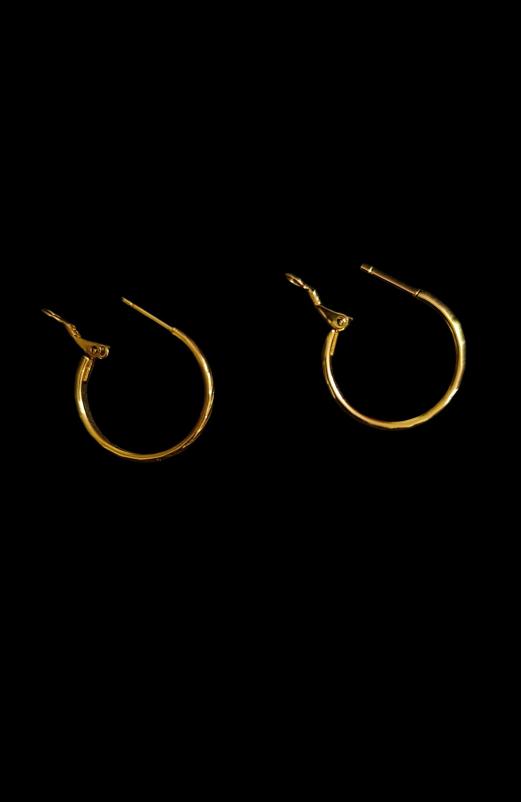 twisted gold-tone hoop earrings