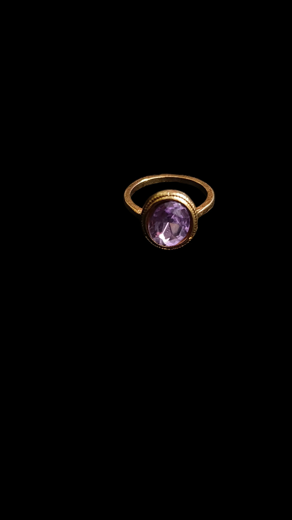Lilac halo ring